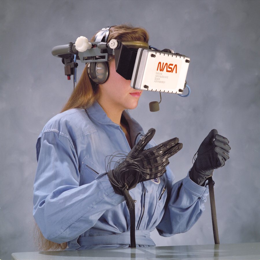 Why Virtual Reality Keeps Missing the Mass Market