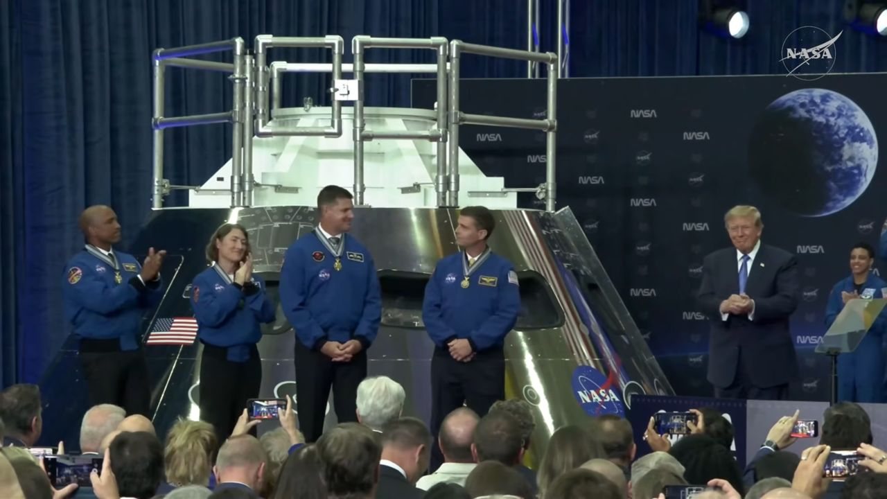 Artemis II astronauts receive Congressional Space Medal of Honor