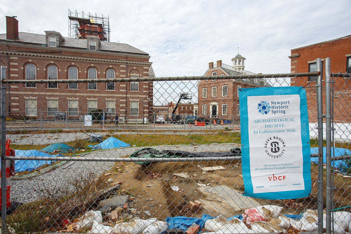 Medieval Cemetery Unearthed During Ghent Resurfacing Project
