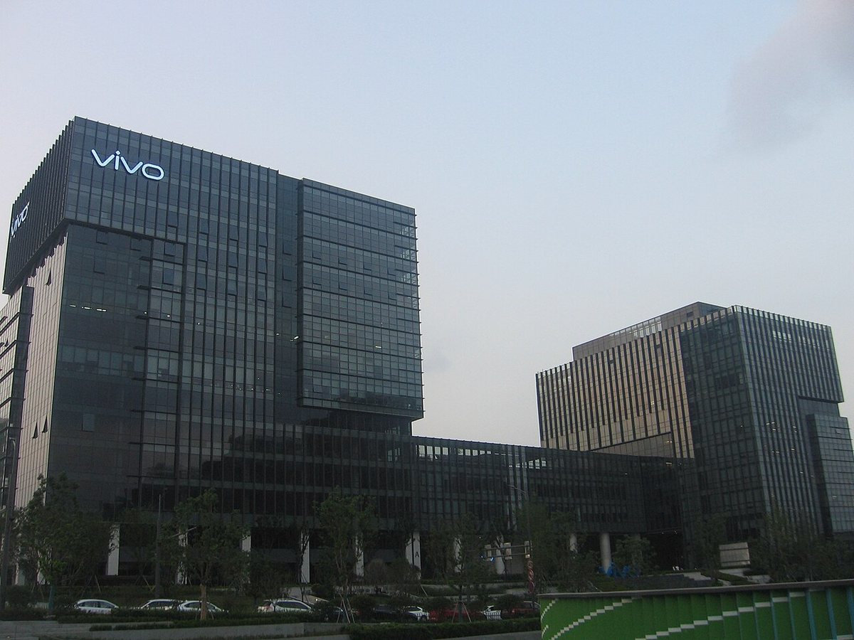 Chinese Firms Turn to Science After US Tech Restrictions
