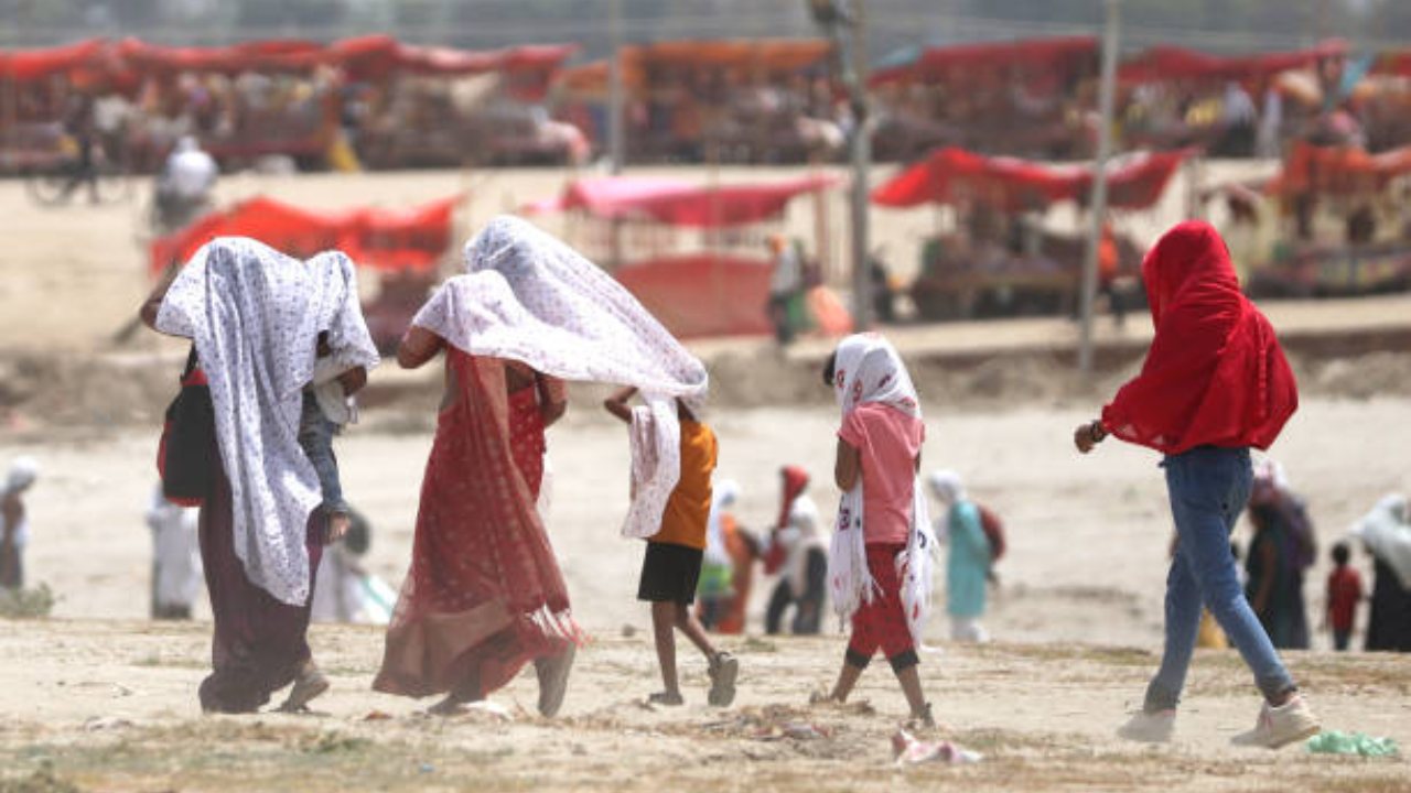 Climate change adds a month of heat stress for 61% of children in India