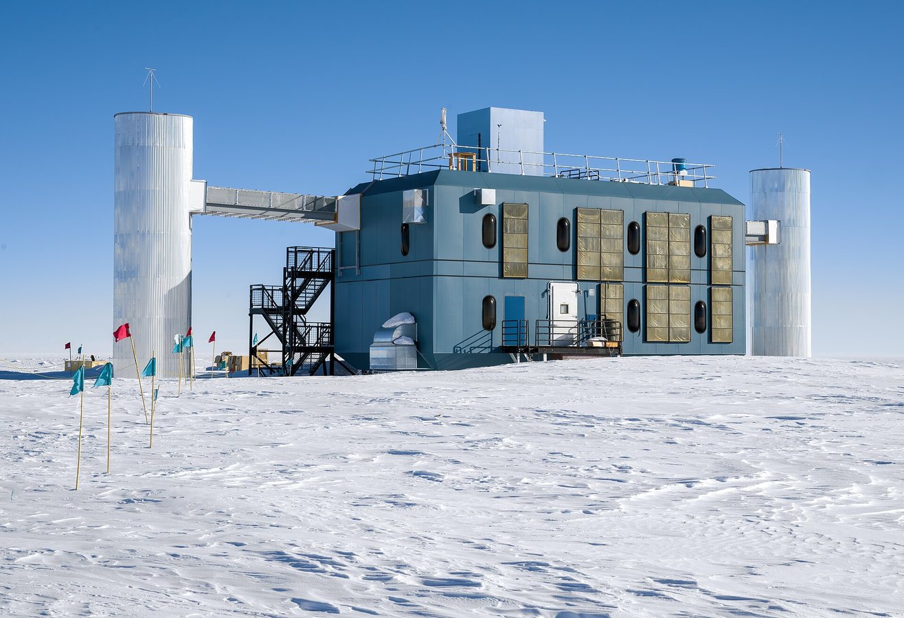 Francis Halzen Wins 2026 Nobel Prize in Physics for IceCube Neutrino Observatory