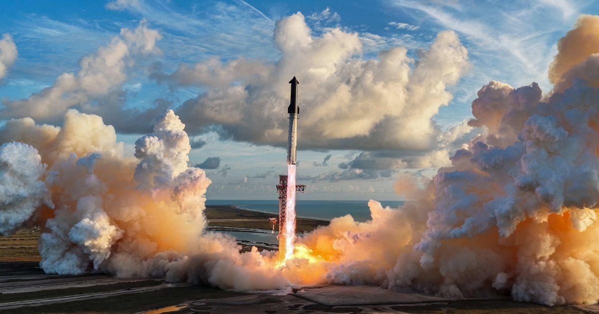 SpaceX's Starship Reaches Orbit for First Time Despite Engine Failures