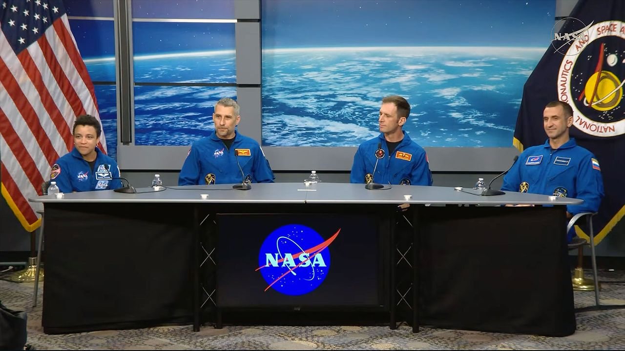 SpaceX on Track to Launch Four Astronauts to ISS on Sept. 12