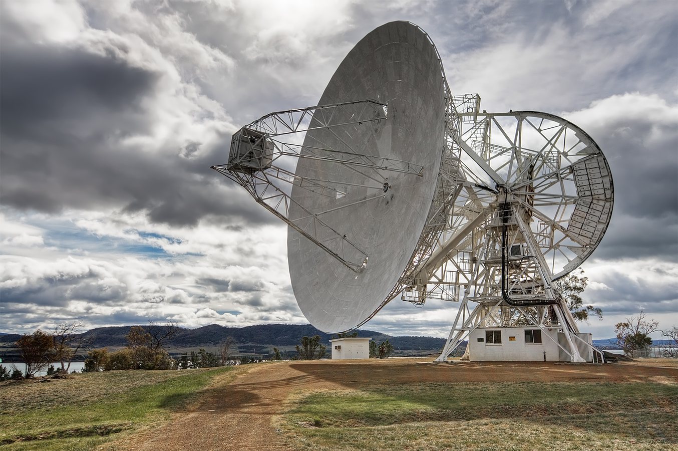 Suitcase-Sized Satellite to Listen for Universe's First Light