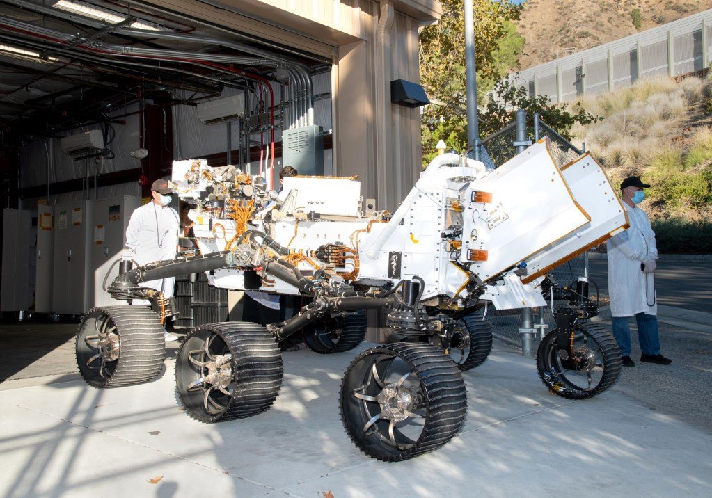 NASA Administrator Rejects $1 Billion Cost Estimate for Mars Rover Moon Conversion