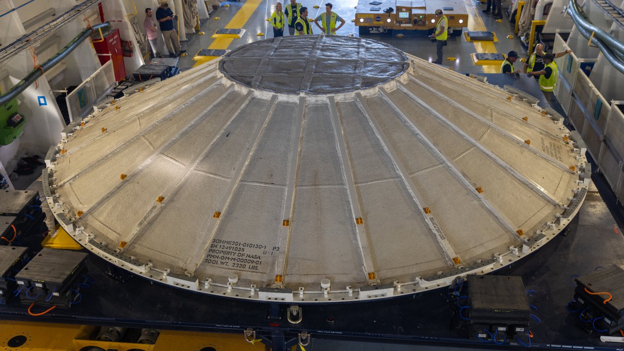 «Flying Saucer» Module Delivered to NASA for Artemis 3 Moon Mission
