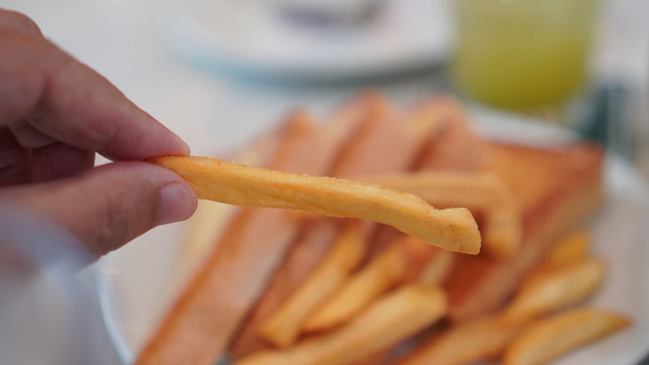 Teen's Permanent Blindness Linked to Long-Term Junk-Food Diet