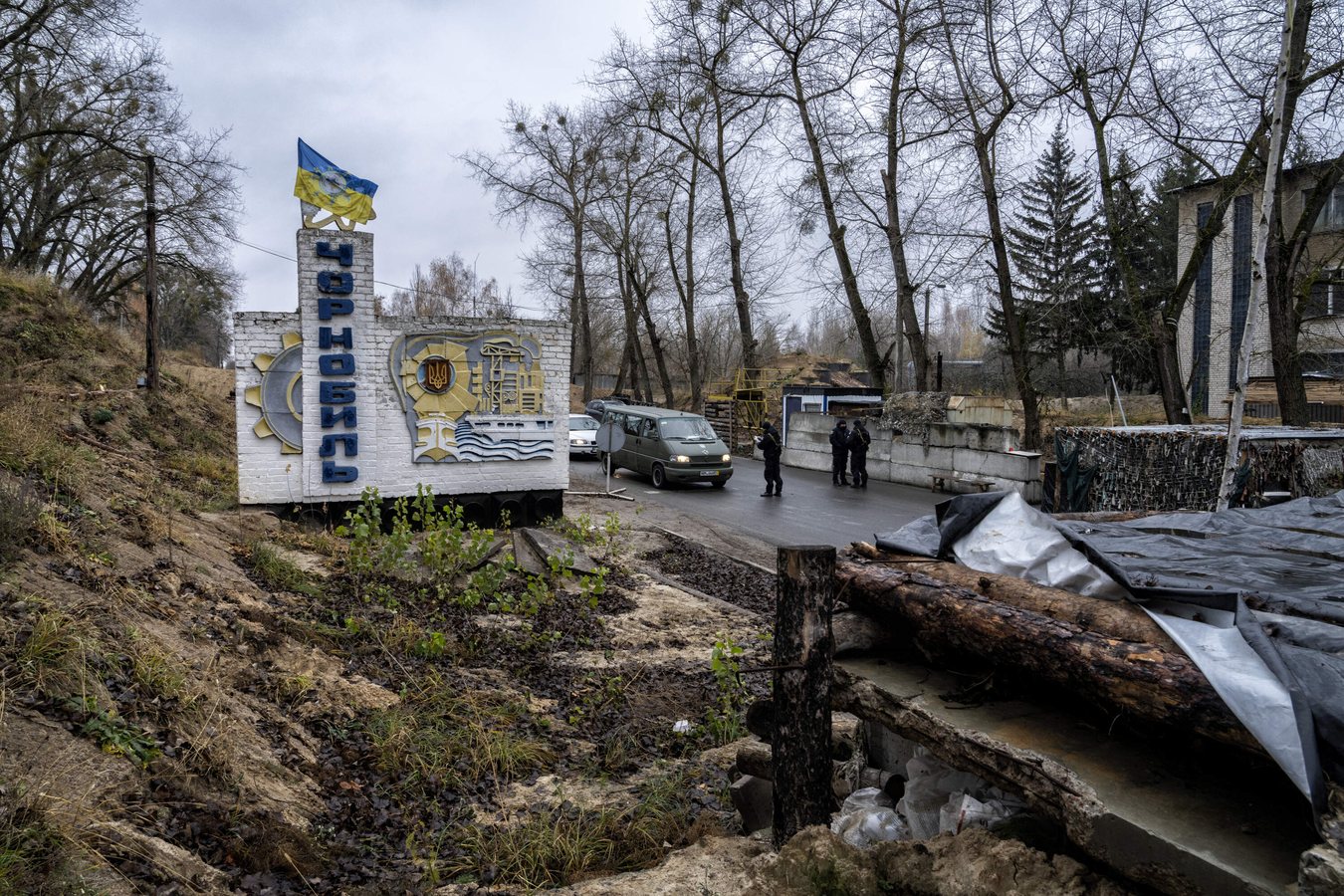 War defenses are reshaping Chornobyl’s contaminated landscape